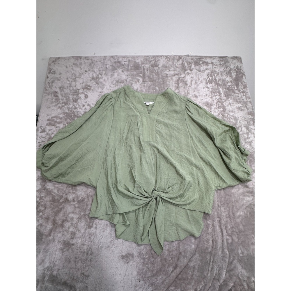 Chicos Sage Green EcoVero Tie Front Blouse Batwing Sleeve Top Size 16 EUC